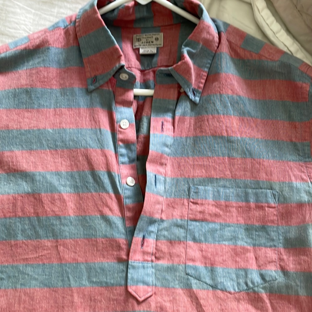 JCrew Men’s s/s popover buttoned collared shirt size M